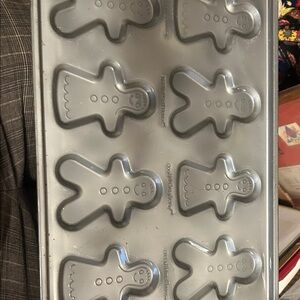 ENCO Baker’s secret Nestlé tollhouse cookie creation gingerbread pan slightly u